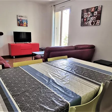 Maison Banyuls-sur-mer, Proche Et Commerces, Climatisee A L'etage - Fr-1-309-34 펜션 *