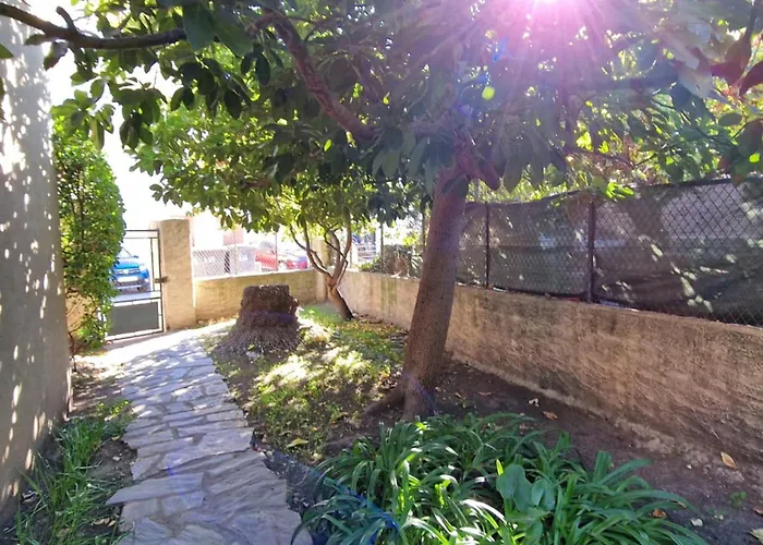 Maison Banyuls-sur-mer, Proche Et Commerces, Climatisee A L'etage - Fr-1-309-34